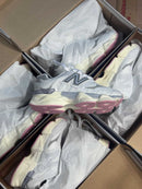 New Balance 9060 x Branco/rosa