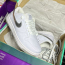 Nike Dunk - Branco/Cinza