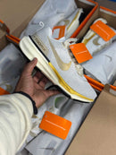 Nike ZoomX Branco/Dourado